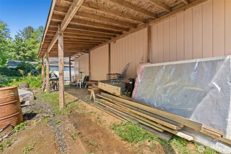 1334 Larch Street Raymond WA 98577