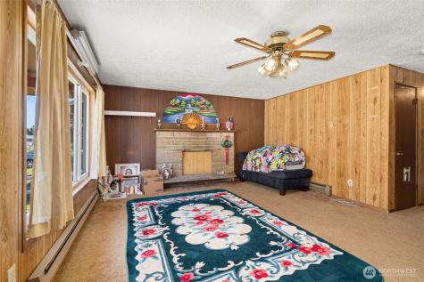 1334 Larch Street Raymond WA 98577