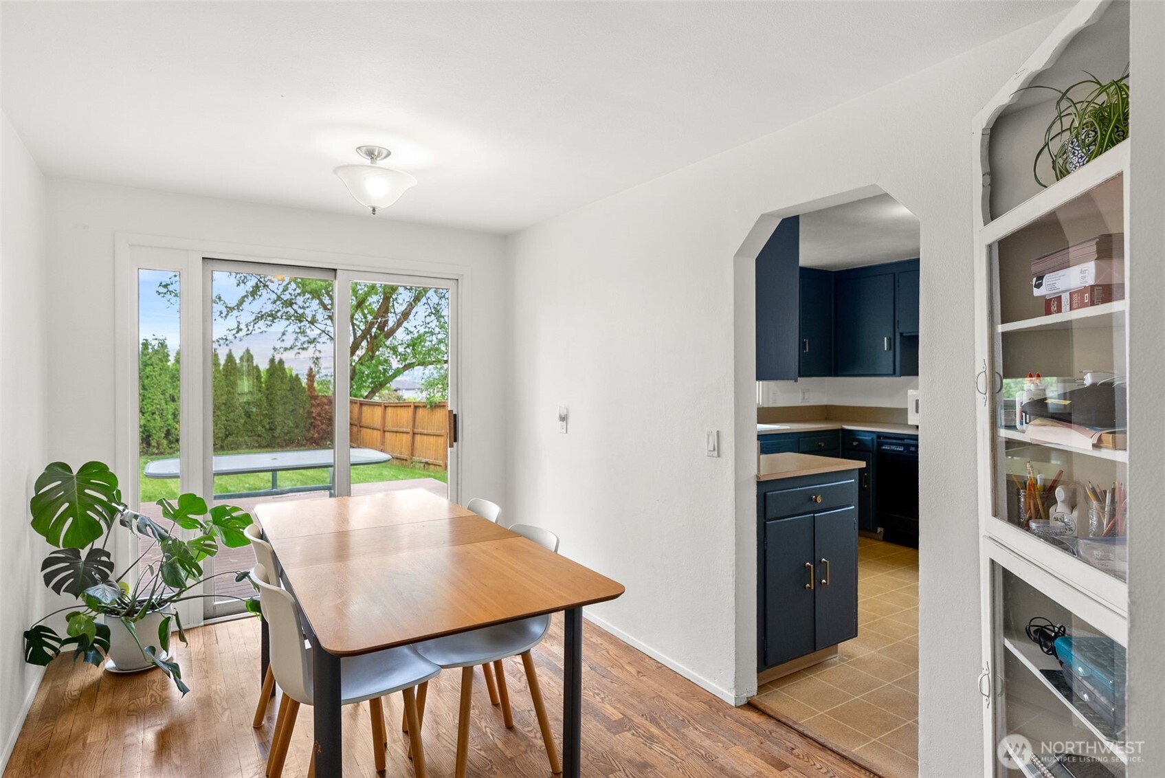 1216 Crawford Wenatchee WA 98801