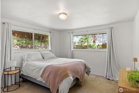 1216 Crawford Wenatchee WA 98801