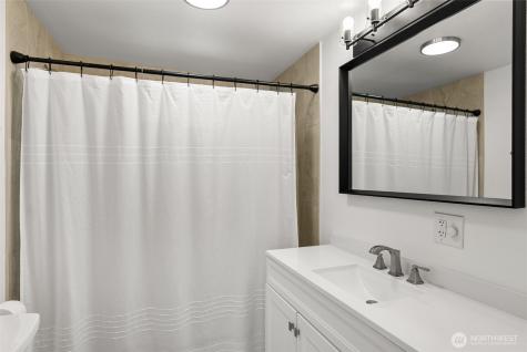 1216 Crawford Wenatchee WA 98801