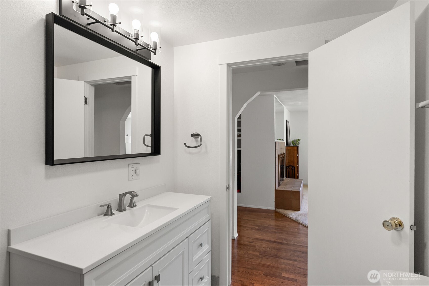 1216 Crawford Wenatchee WA 98801