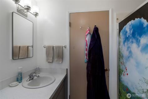 967 Donald Avenue Oak Harbor WA 98277