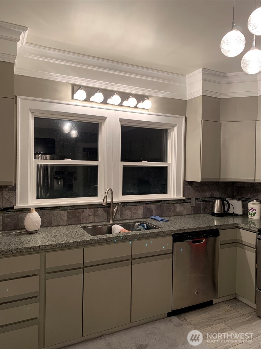 465 Tyee Drive Point Roberts WA 98281