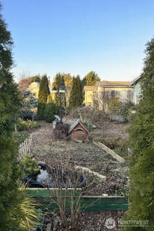 11436 SE 208th Street Kent WA 98031