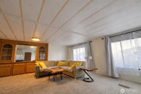 11436 SE 208th Street Kent WA 98031