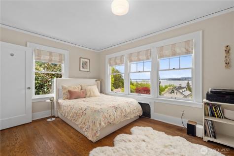 246 Dorffel Drive E Seattle WA 98112
