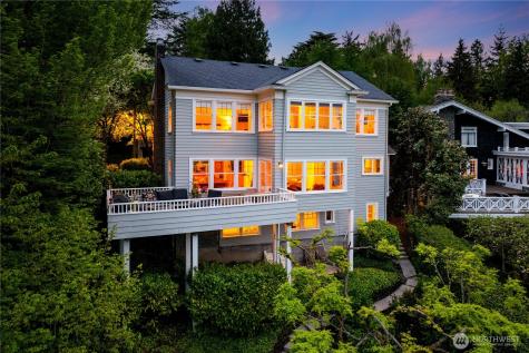 246 Dorffel Drive E Seattle WA 98112