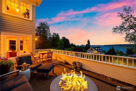 246 Dorffel Drive E Seattle WA 98112