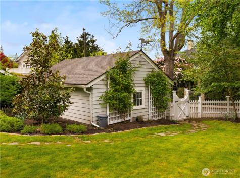 246 Dorffel Drive E Seattle WA 98112