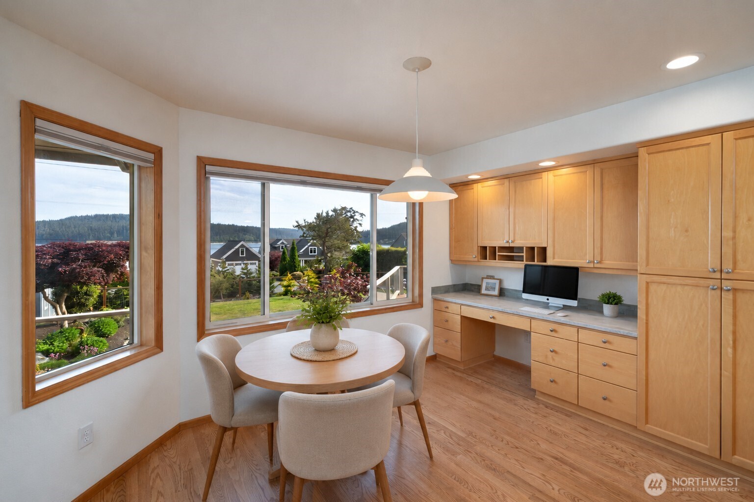6404 Warren Street Anacortes WA 98221
