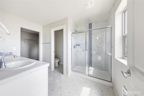 1066 SW 99th Place Seattle WA 98106