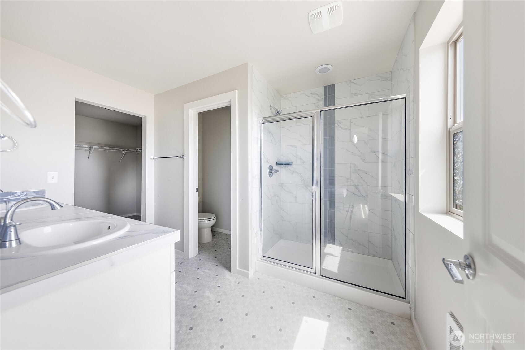 1066 SW 99th Place Seattle WA 98106