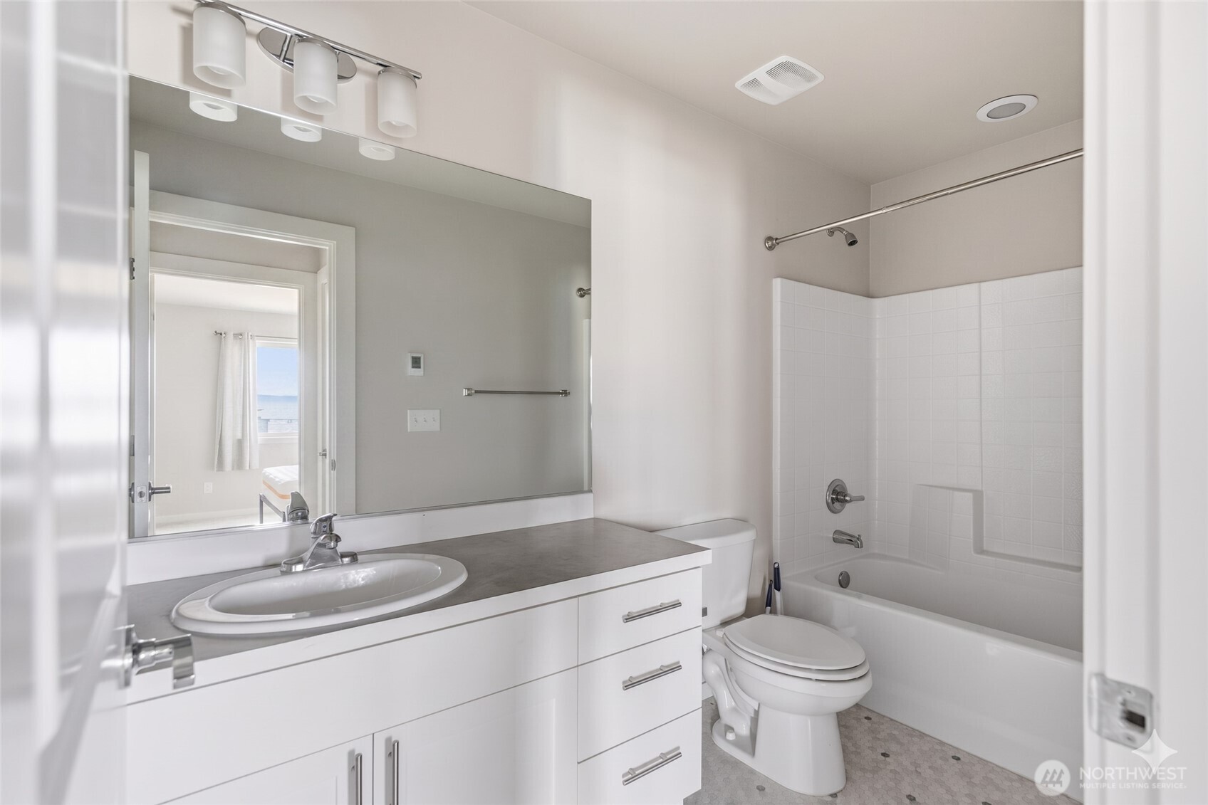 1066 SW 99th Place Seattle WA 98106