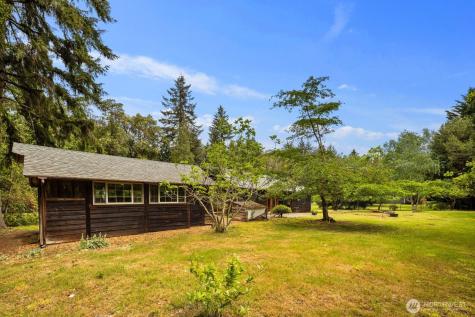 13031 SW 297th Way Vashon WA 98070