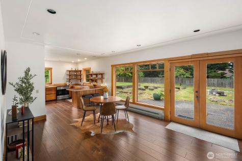 13031 SW 297th Way Vashon WA 98070