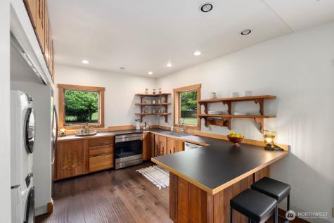 13031 SW 297th Way Vashon WA 98070