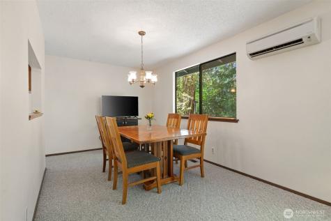 5496 NE Laura Loop Poulsbo WA 98370