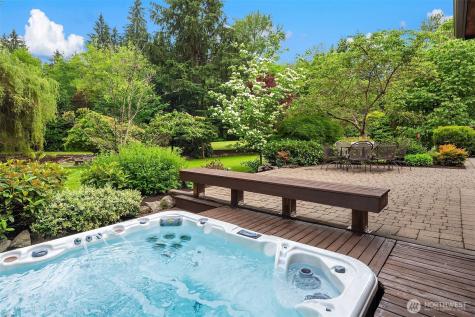17215 NE 195th Street Woodinville WA 98072