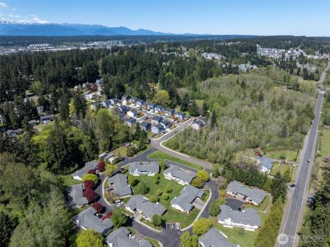 902 NW Leisure Lane Bremerton WA 98311