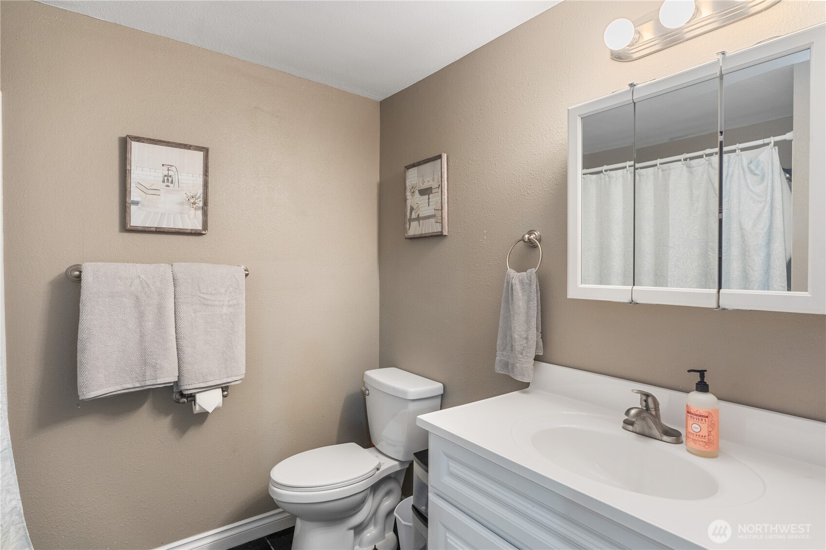 513 2nd Street Hoquiam WA 98550