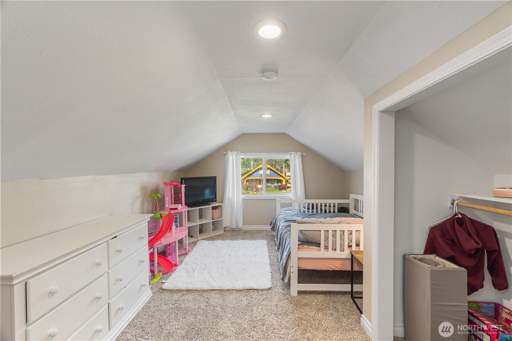 513 2nd Street Hoquiam WA 98550
