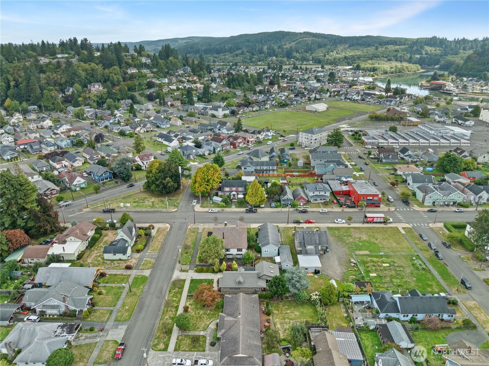 513 2nd Street Hoquiam WA 98550