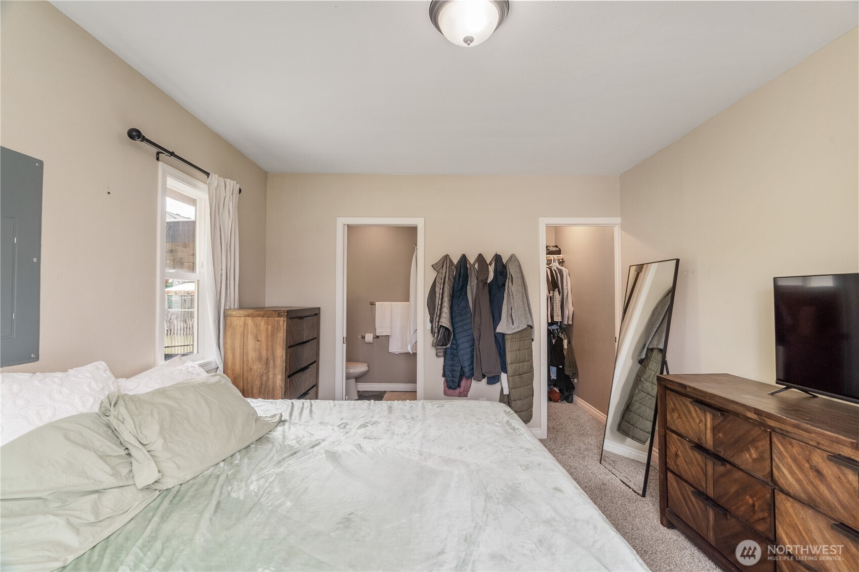 513 2nd Street Hoquiam WA 98550