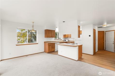 4733 Carlton Road Everett WA 98203