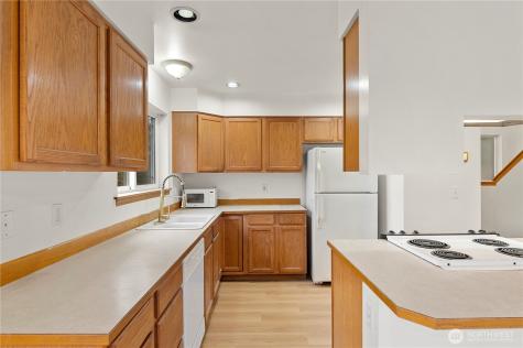 4733 Carlton Road Everett WA 98203