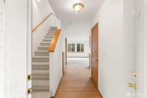 4733 Carlton Road Everett WA 98203