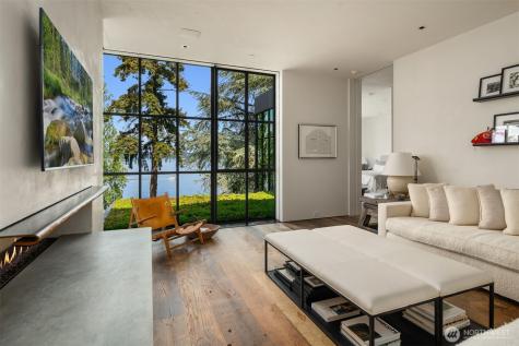 Bellevue WA 98004