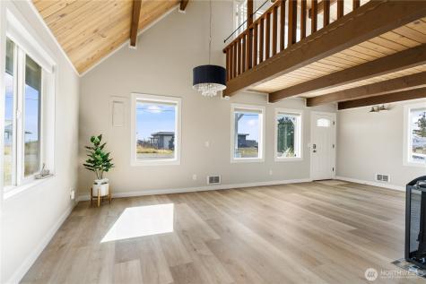 238 Keystone Avenue Coupeville WA 98239