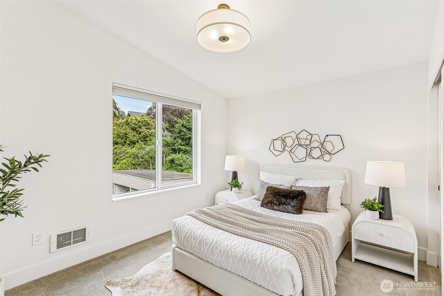 4128 3rd Avenue NW Seattle WA 98107