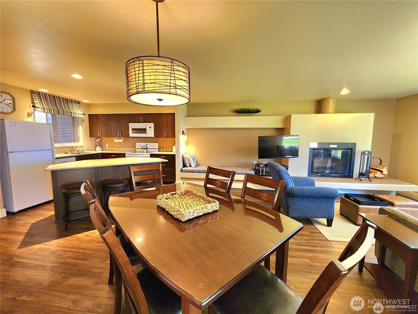 1 Beach 547-c Manson WA 98831