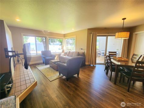 1 Beach 547-c Manson WA 98831