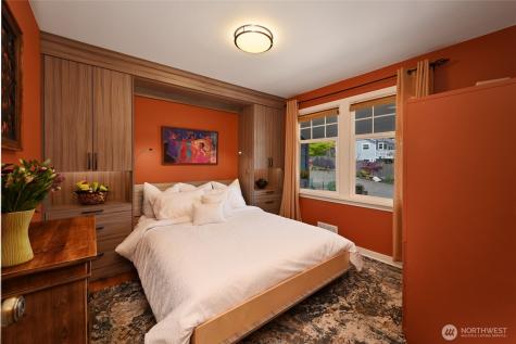 4061 W Ruffner Street Seattle WA 98199