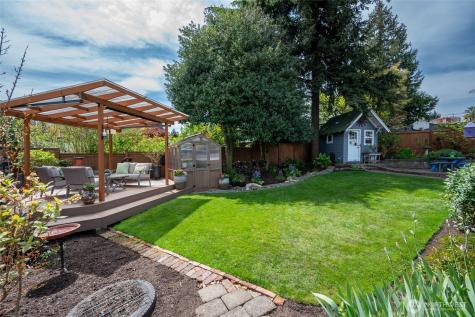 4061 W Ruffner Street Seattle WA 98199