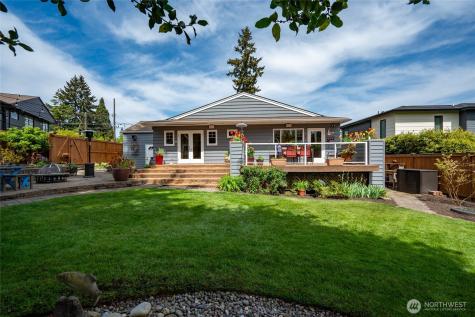 4061 W Ruffner Street Seattle WA 98199