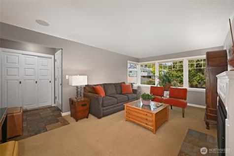 4061 W Ruffner Street Seattle WA 98199