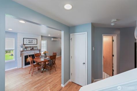 6925 E Filmore Street Port Orchard WA 98366