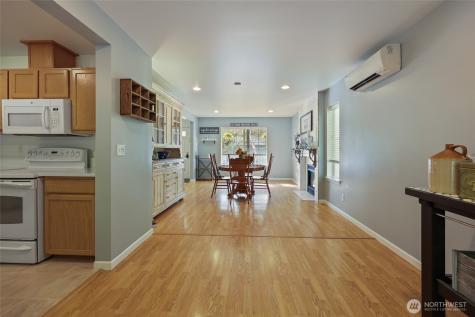 6925 E Filmore Street Port Orchard WA 98366