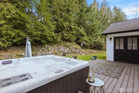 6925 E Filmore Street Port Orchard WA 98366