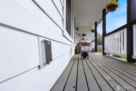 6925 E Filmore Street Port Orchard WA 98366