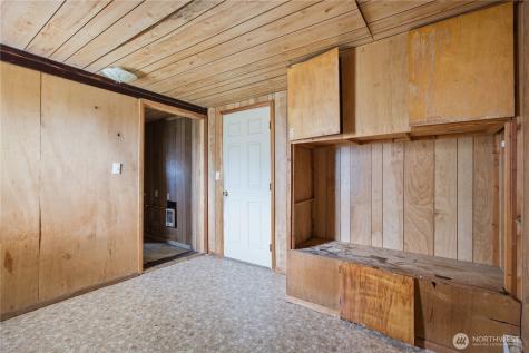 104 E 5th Avenue Warden WA 98857