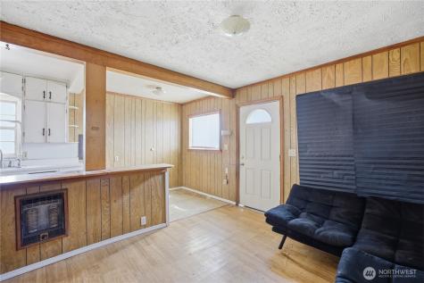 104 E 5th Avenue Warden WA 98857