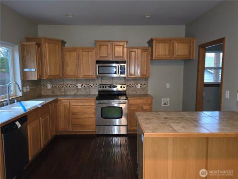 1006 Cathleen Street Port Angeles WA 98363