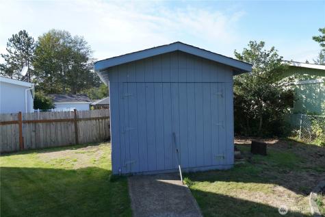 31308 N Place Ocean Park WA 98640