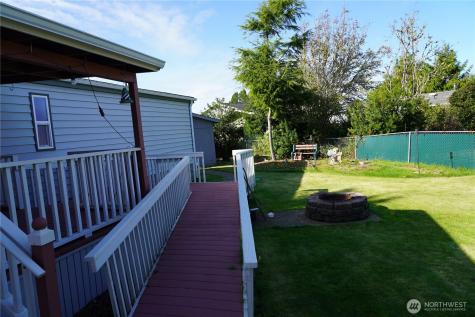 31308 N Place Ocean Park WA 98640