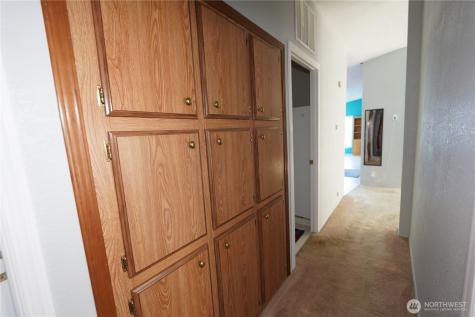 31308 N Place Ocean Park WA 98640